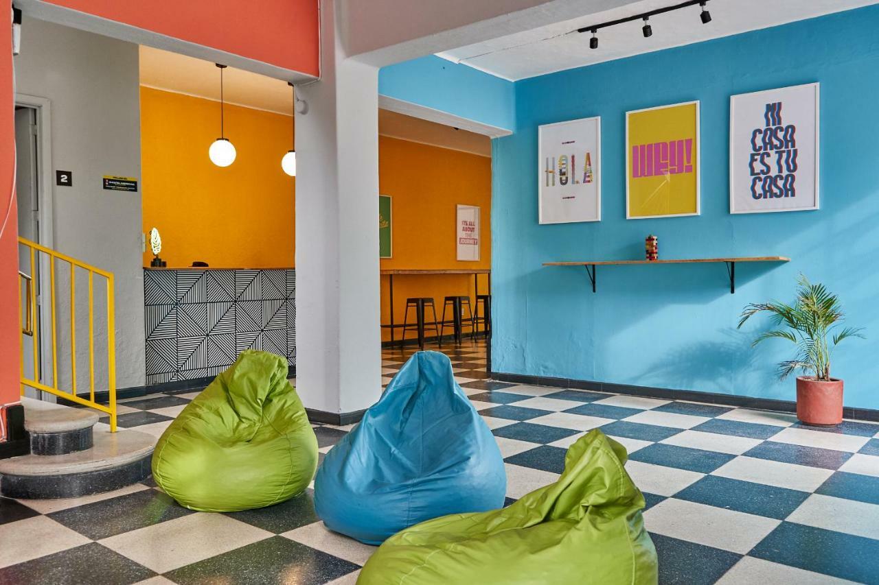 Hostal Americana Guadalajara Exteriör bild