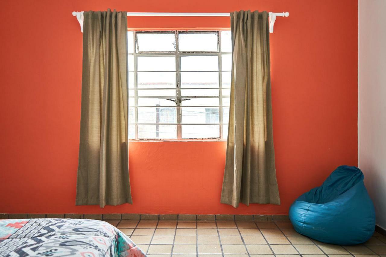 Hostal Americana Guadalajara Exteriör bild