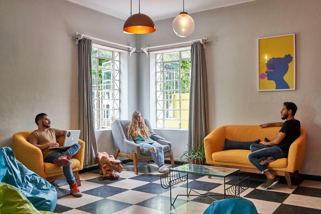 Hostal Americana Guadalajara Exteriör bild